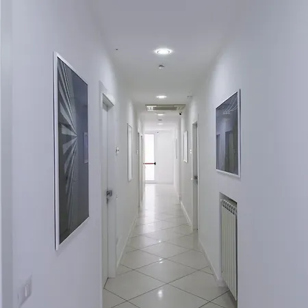 Hotel America